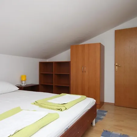 6819a Apartament Gradac (Split-Dalmatia)